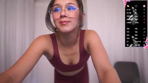 Snapshot of milanianew chatting on October 4, 2025, 10:08 pm milanianew online show from October 4, 2025, 10:08 pm