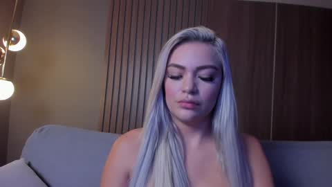 Sexy Mila  online show from January 22, 2025, 3:07 pm