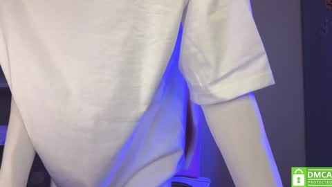 Mila online show from December 14, 2024, 10:34 am