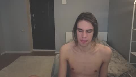 Mila online show from February 15, 2026, 4:53 am