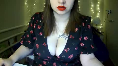 Snapshot of milaxcute chatting on March 17, 2026, 7:55 am Milaxcute online show from March 17, 2026, 7:55 am