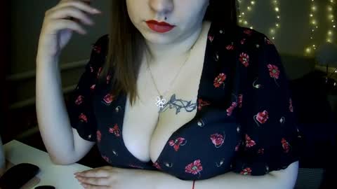 Snapshot of milaxcute chatting on April 10, 2026, 2:00 pm Milaxcute online show from April 10, 2026, 2:00 pm