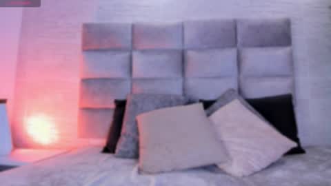 Snapshot of mile_perez chatting on February 2, 2026, 8:07 pm M I L E online show from February 2, 2026, 8:07 pm