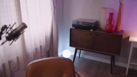 M  Telegram mamagotachannel online show from March 6, 2025, 9:58 am