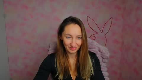 Snapshot of milena_sunny_ chatting on February 26, 2026, 6:23 am Milena online show from February 26, 2026, 6:23 am