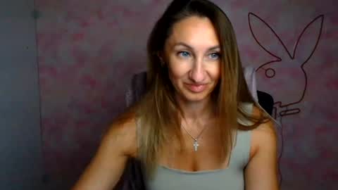 Snapshot of milena_sunny_ chatting on March 17, 2026, 6:50 am Milena online show from March 17, 2026, 6:50 am