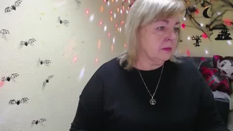 Milena online show from October 26, 2025, 5:57 am