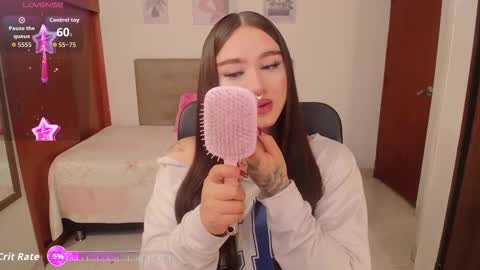 Miley online show from October 25, 2025, 3:29 pm