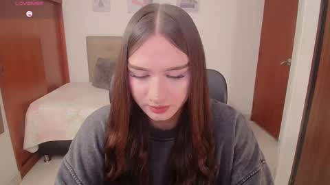 Miley online show from November 20, 2025, 3:12 pm