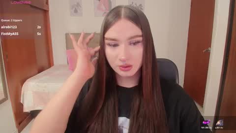 Miley online show from November 24, 2025, 4:18 pm