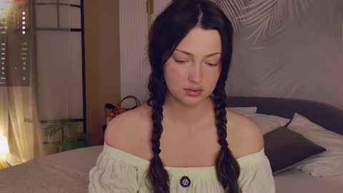 Miley online show from November 12, 2025, 5:30 am