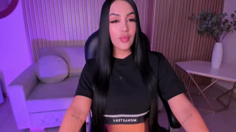 Miley Cruz  IG miley model23 online show from December 23, 2024, 2:35 am