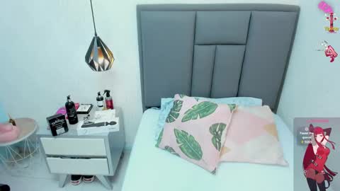 MILEY online show from February 25, 2025, 7:36 pm