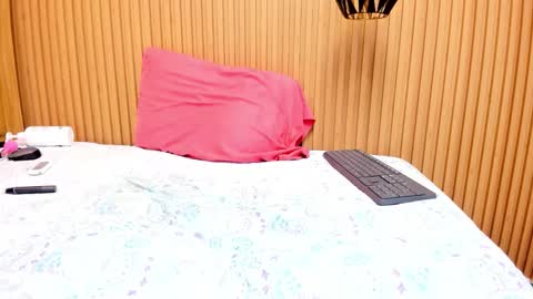 MILEY online show from November 23, 2025, 12:32 am