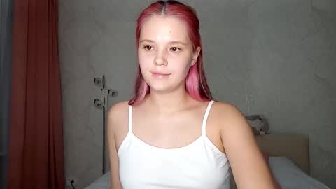 Snapshot of mileymyth chatting on November 19, 2025, 12:05 pm mileymyth online show from November 19, 2025, 12:05 pm