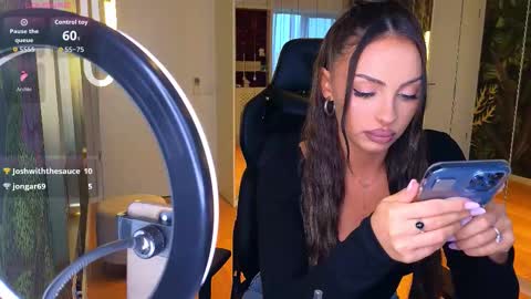 Miley Sin online show from February 7, 2026, 1:59 pm