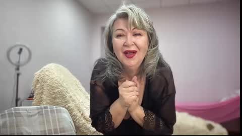 Charlotte online show from November 21, 2025, 3:05 am