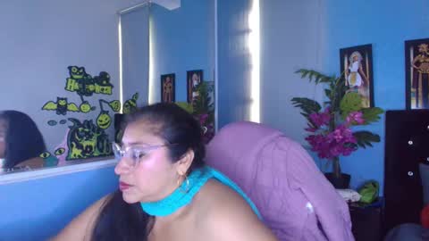 milf latinn online show from October 16, 2025, 1:45 pm