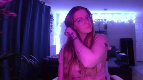 Milf Tara36 online show from March 12, 2025, 8:41 pm