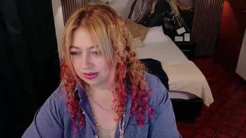 Snapshot of milfarlet chatting on January 10, 2026, 2:08 pm Arlet online show from January 10, 2026, 2:08 pm