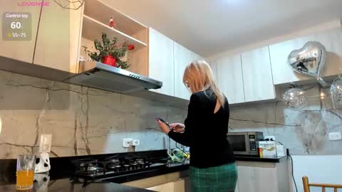 ASHLEY online show from January 9, 2025, 1:56 pm