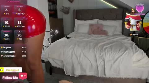 Ingrid online show from December 9, 2024, 1:18 am