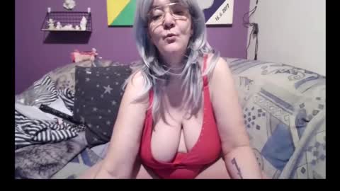Snapshot of milfchantal chatting on March 1, 2025, 3:49 pm Milfchantal online show from March 1, 2025, 3:49 pm