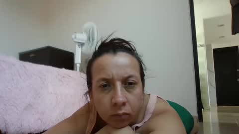 Snapshot of milfevha chatting on September 9, 2025, 6:29 pm milfevha online show from September 9, 2025, 6:29 pm