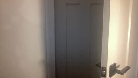 Snapshot of milfhunter1736 chatting on March 8, 2025, 8:35 pm HungCollege online show from March 8, 2025, 8:35 pm