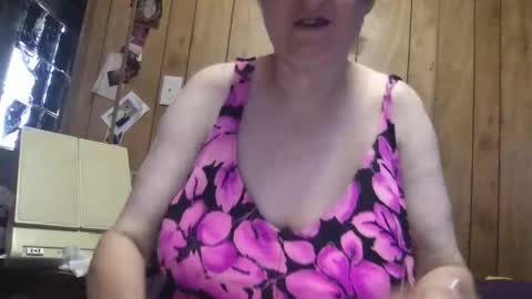 milfmichelle69 online show from April 3, 2026, 5:55 pm