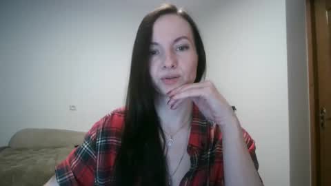 miliah online show from November 5, 2025, 7:47 pm