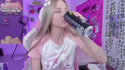 Milia online show from February 18, 2025, 4:58 am