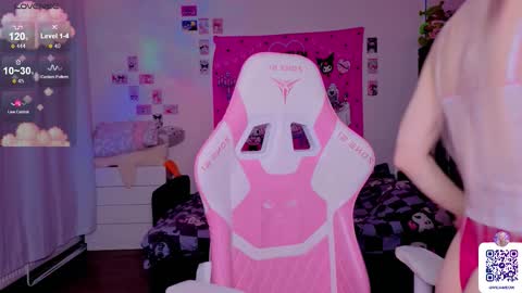 Milia online show from February 25, 2026, 11:47 pm