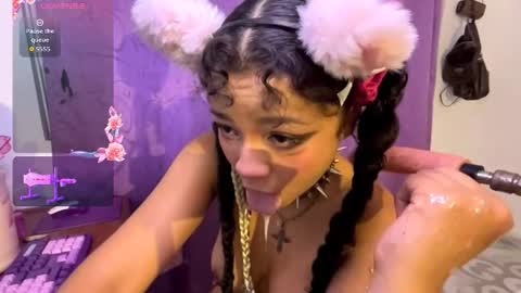 milikitt online show from October 6, 2025, 5:49 am