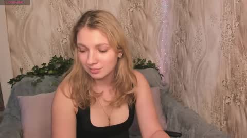 milinafox online show from April 8, 2026, 12:05 pm