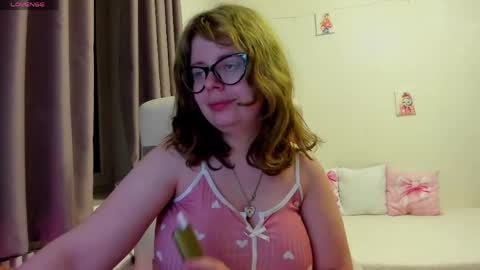 MilisaSweet online show from April 4, 2026, 7:33 pm