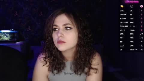 Snapshot of milk_slice chatting on February 9, 2025, 10:32 pm Stella and Neo online show from February 9, 2025, 10:32 pm