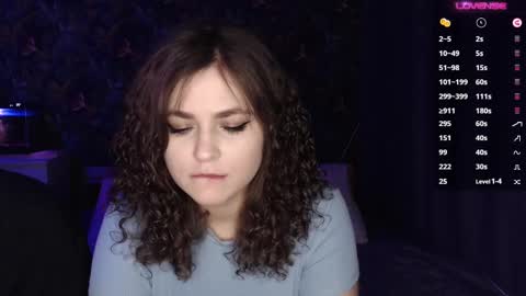 Snapshot of milk_slice chatting on February 23, 2025, 10:31 pm Stella and Neo online show from February 23, 2025, 10:31 pm