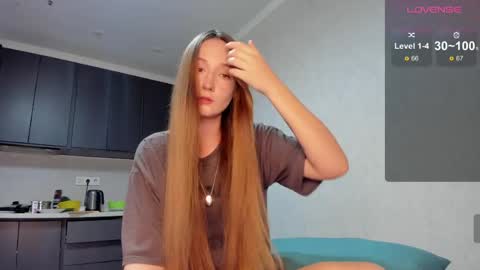 MilkaLiza online show from April 14, 2026, 6:14 pm