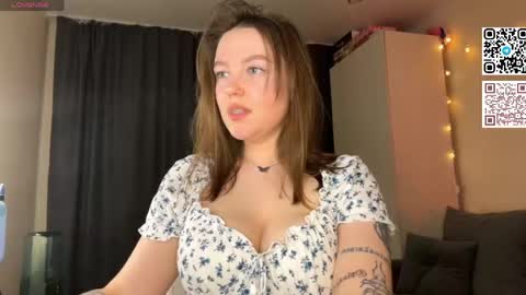 KiteNext stream  0300-0900UTS5 online show from April 15, 2026, 10:43 pm