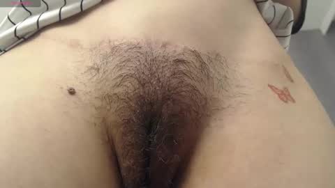 Amira online show from February 20, 2025, 1:51 pm