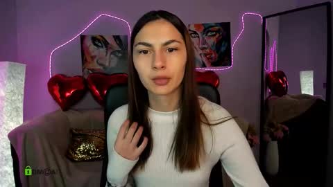 Mila online show from February 7, 2026, 10:19 am