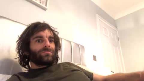 Snapshot of milkofmushroom chatting on March 29, 2026, 9:42 am milkofmushroom online show from March 29, 2026, 9:42 am