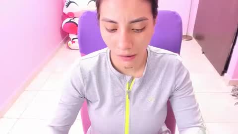 Snapshot of milky__boobs69 chatting on January 11, 2025, 12:40 pm vale online show from January 11, 2025, 12:40 pm