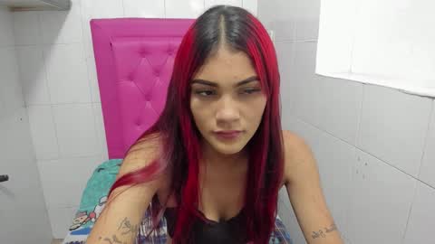 milkyway_18 online show from December 17, 2025, 2:34 pm