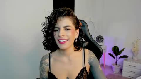 Milagros online show from December 6, 2024, 6:04 am