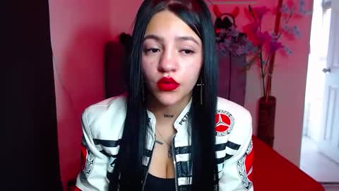 Snapshot of millacounisslosexanal chatting on September 13, 2025, 1:55 pm Violeta online show from September 13, 2025, 1:55 pm