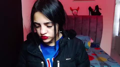 Violeta online show from October 8, 2025, 1:20 pm