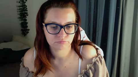 Snapshot of millapoolys chatting on December 2, 2024, 6:21 pm Milla online show from December 2, 2024, 6:21 pm