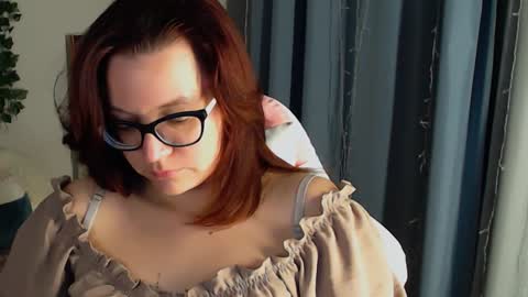 Snapshot of millapoolys chatting on December 10, 2024, 8:16 pm Milla online show from December 10, 2024, 8:16 pm